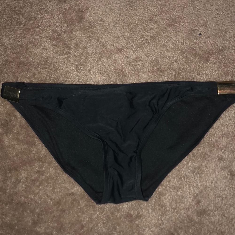 Bikini bottoms